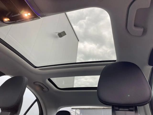 Mercedes-Benz C 300 AVANTGARDE Sedan