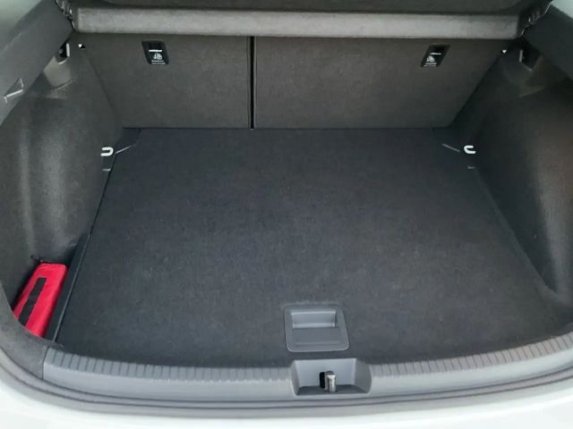 Volkswagen Taigo 1.0 TSI DSG Style