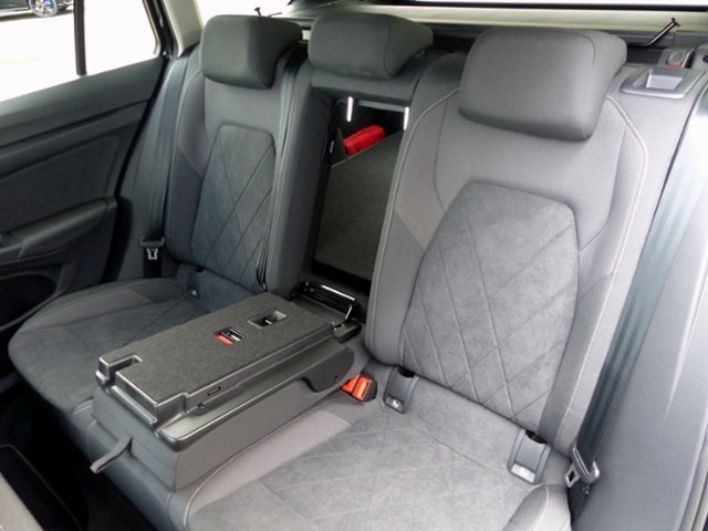 Volkswagen Golf 2.0 TDI DSG Variant