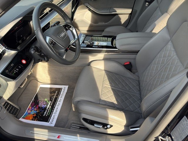 Audi S8 Quattro