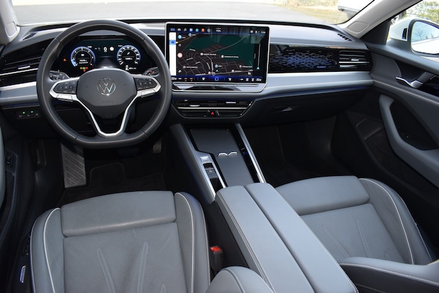 Volkswagen Passat 2.0 TDI DSG Elegance Elegance