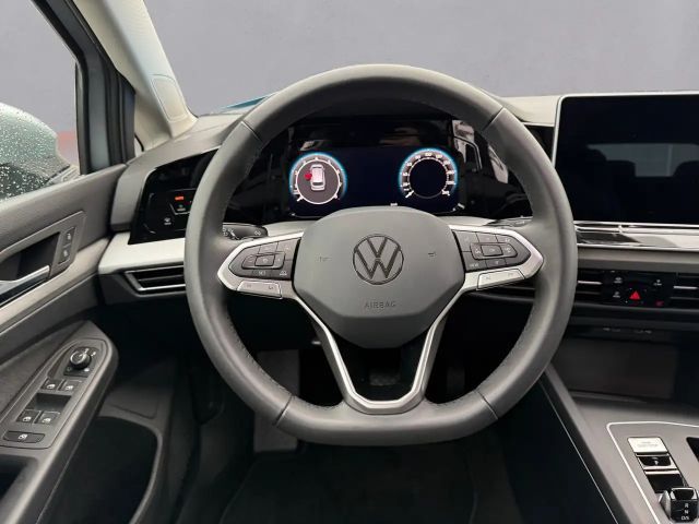 Volkswagen Golf 1.5 eTSI DSG Life Variant