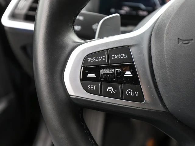 BMW 320 320d M-Sport Sedan xDrive