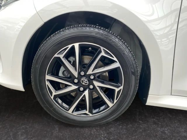 Toyota Yaris Hatchback Hybride Team D