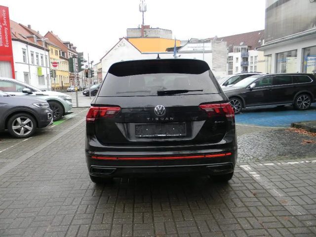 Volkswagen Tiguan DSG R-Line Style