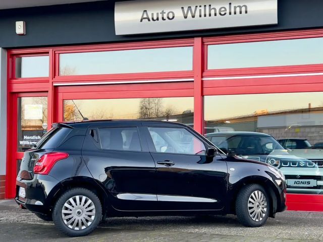 Suzuki Swift Comfort DualJet Hybrid