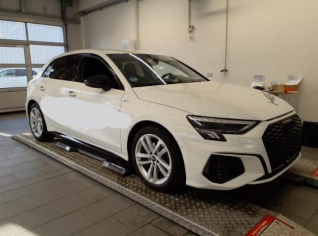 Audi A3 35 TFSI S-Line S-Tronic Sportback