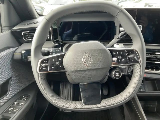 Renault 4 Comfort E-Tech Iconic