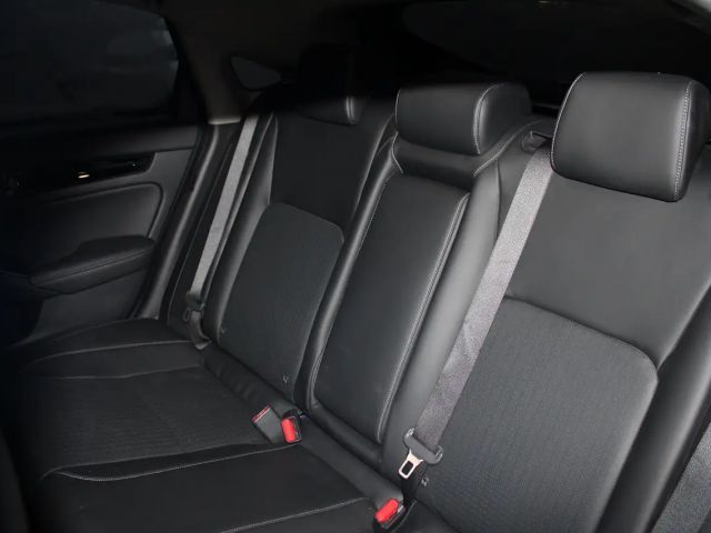 Honda Civic Advance e:HEV