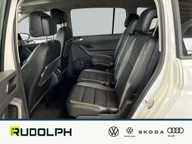 Volkswagen Touran 1.5 TSI DSG