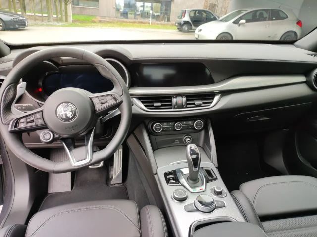 Alfa Romeo Stelvio AT8 Q4 Veloce