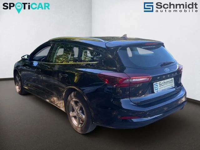 Ford Focus Titanium Wagon