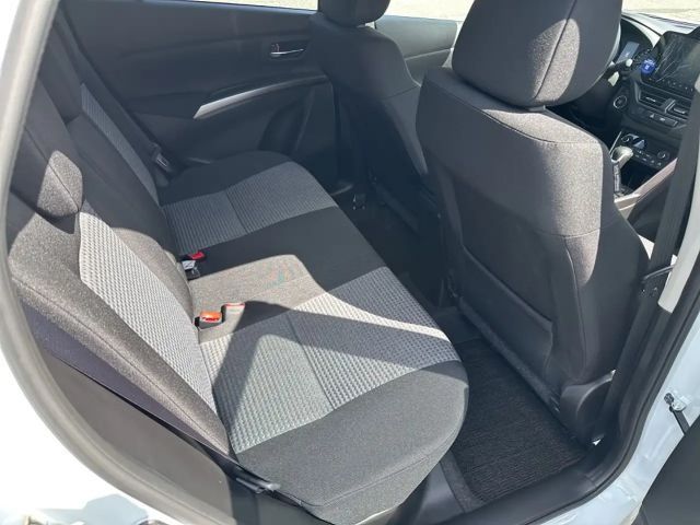 Suzuki S-Cross Hybrid