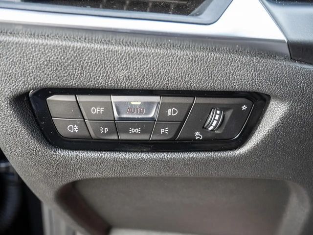 BMW 318 318i M-Sport Touring