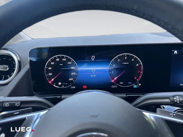 Mercedes-Benz B 200 Progressive Sedan