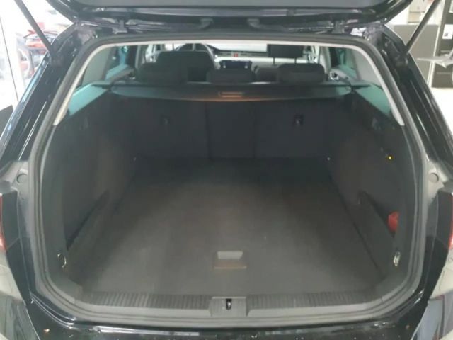 Volkswagen Passat 1.5 TSI Business DSG
