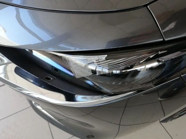 Mazda 3 Exclusive-line