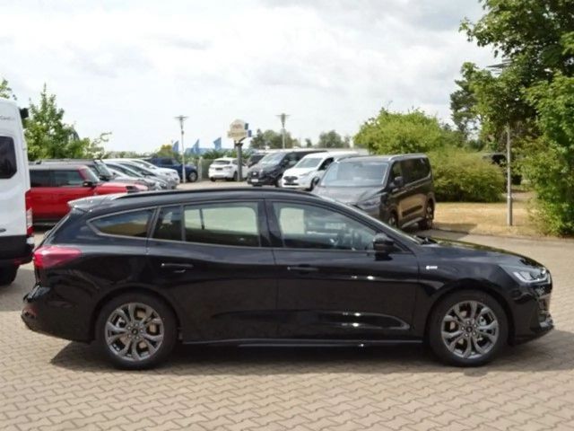 Ford Focus ST Line Wagon