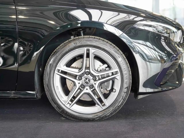 Mercedes-Benz A 250 A 250 e AMG Line