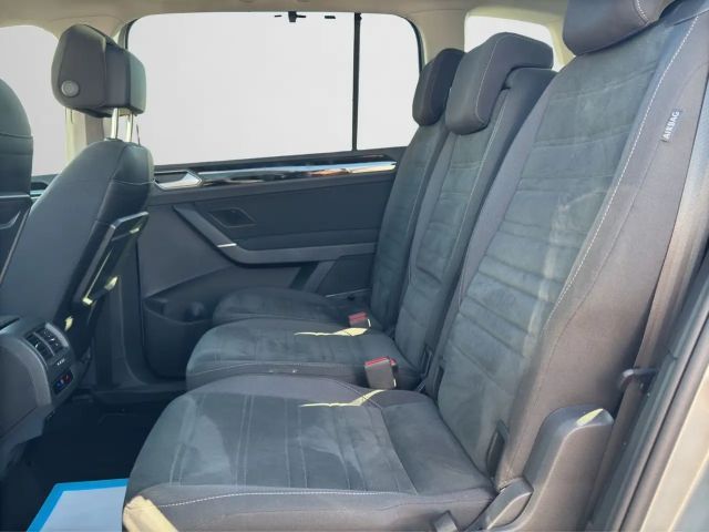 Volkswagen Touran 1.5 TSI DSG Highline Style