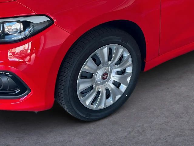 Fiat Tipo 5-Türer 1.5 HYBRID DCT AUTOMATIK/KLIMA/TFT/