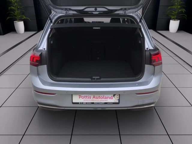 Volkswagen Golf 1.5 eTSI DSG