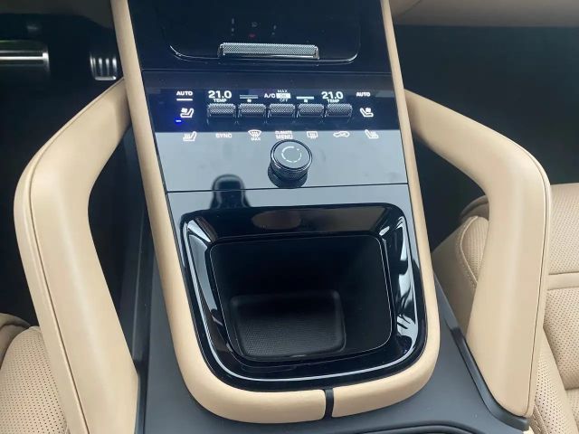 Porsche Cayenne E-Hybrid Turbo