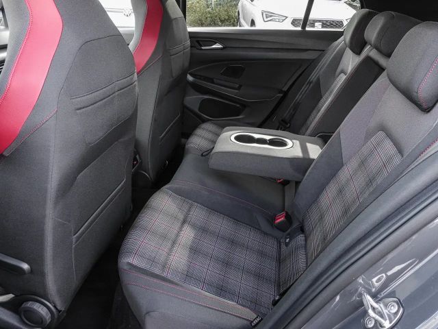 Volkswagen Golf 2.0 TSI GTI