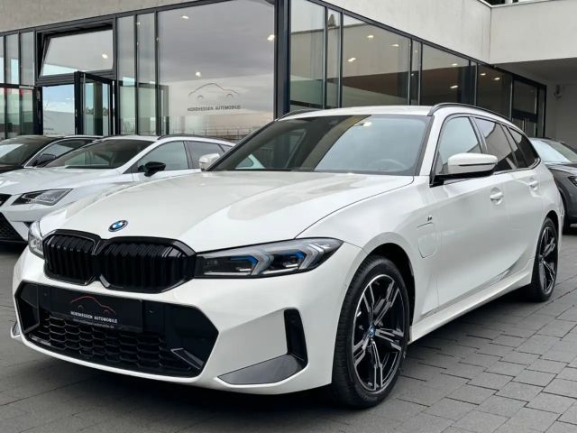 BMW 330 330e M-Sport Touring