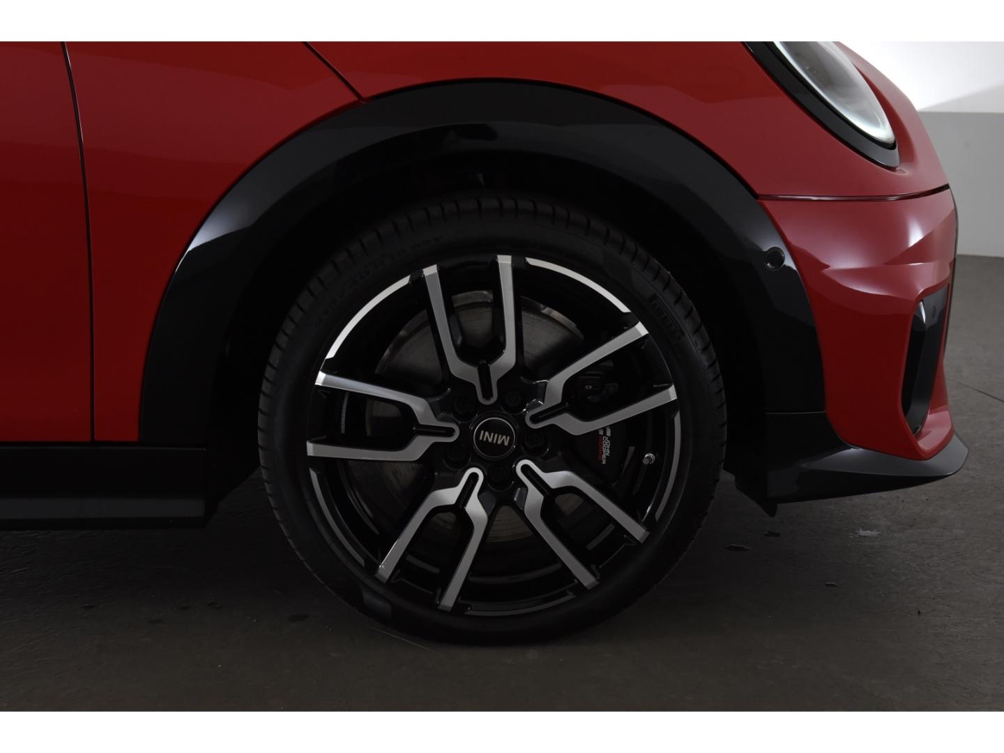 MINI Cooper John Cooper Works