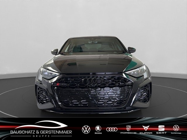 Audi RS3 Quattro S-Tronic Sedan