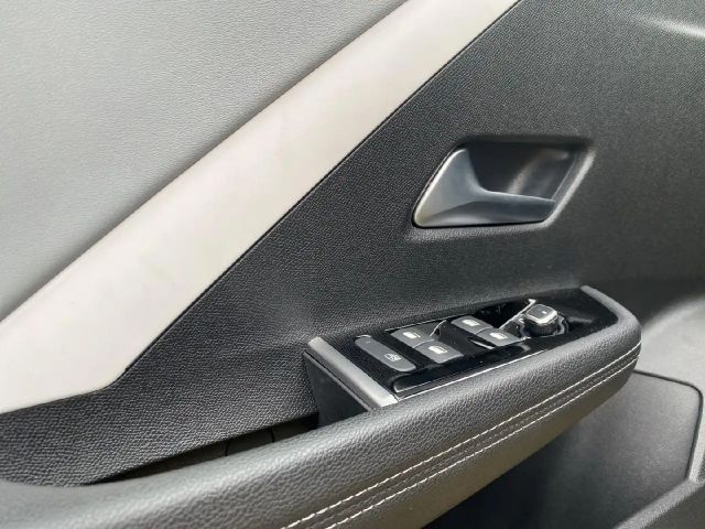 Opel Astra Elegance Hybrid Innovation