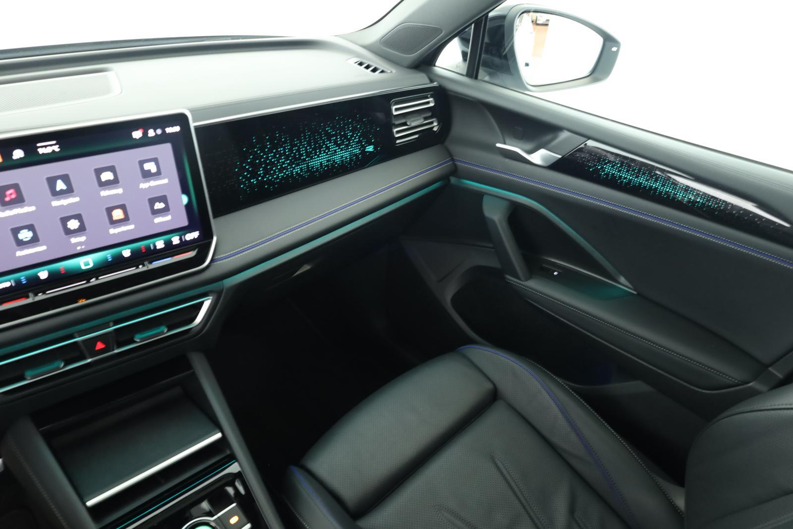 Volkswagen Tiguan 2.0 TSI DSG IQ.Drive R-Line