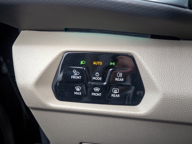 Volkswagen Multivan Style T7 eHybrid