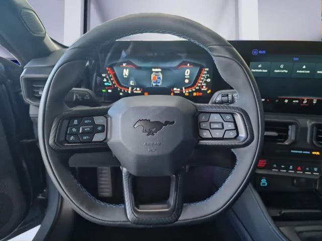 Ford Mustang Fastback GT 5.0 V8