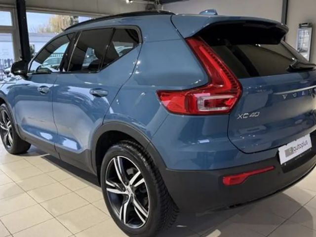 Volvo XC40 Dark Plus
