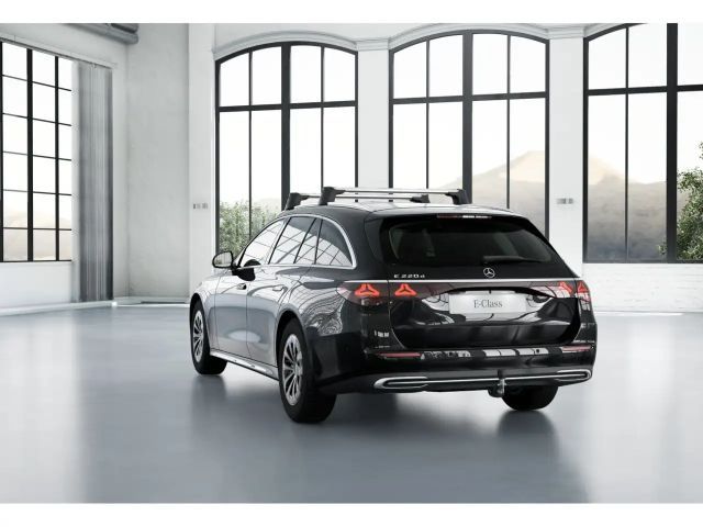 Mercedes-Benz E 220 AVANTGARDE E 220 d Estate