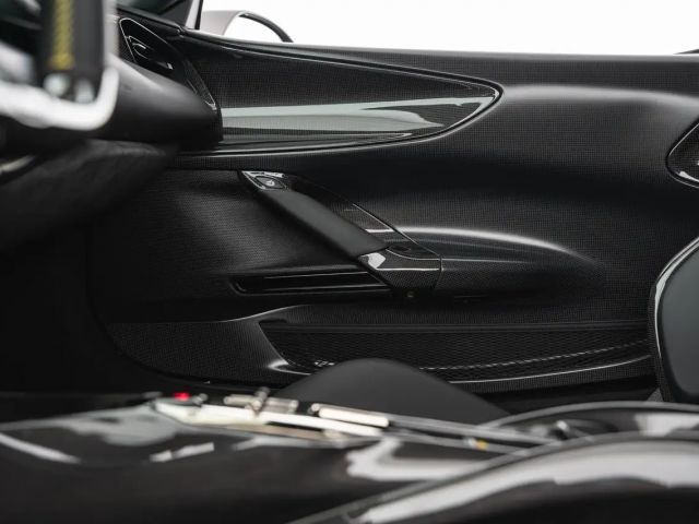 Ferrari SF90 Stradale