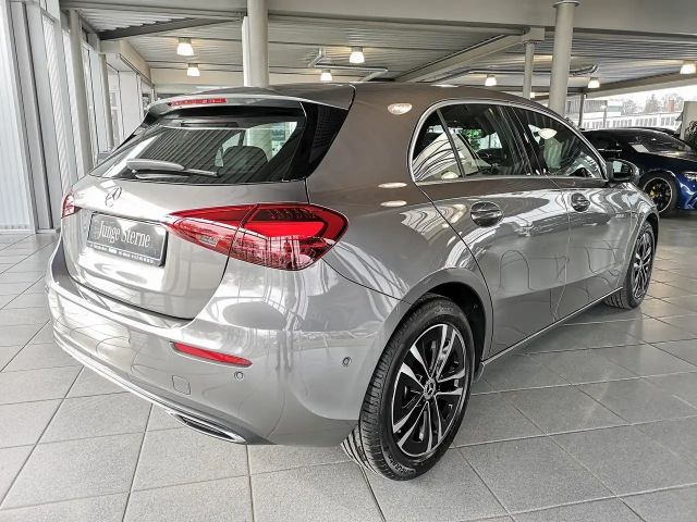 Mercedes-Benz A 180 Progressive