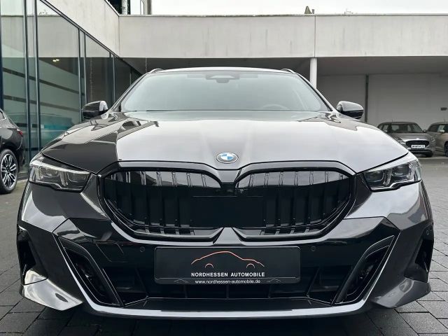 BMW 520 520d M-Sport Touring