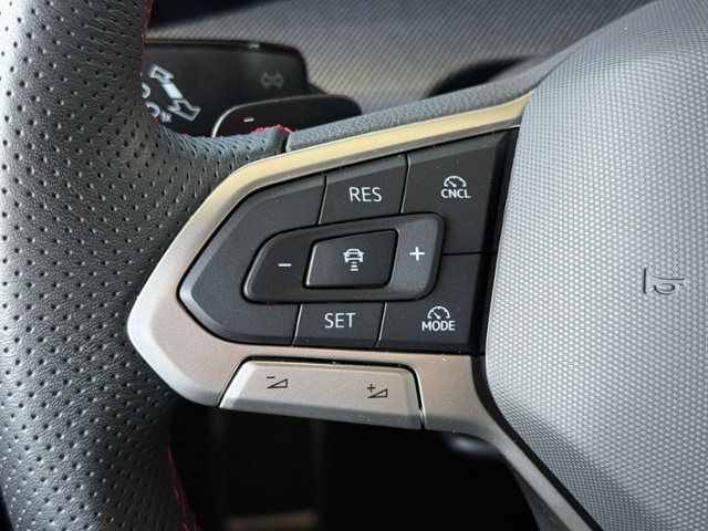 Volkswagen Golf DSG Golf VIII IQ.Drive Style