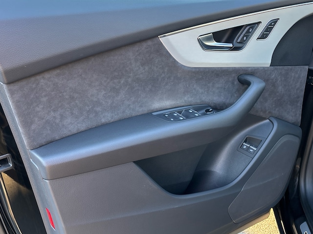 Audi Q8 55 TFSI Hybride Quattro