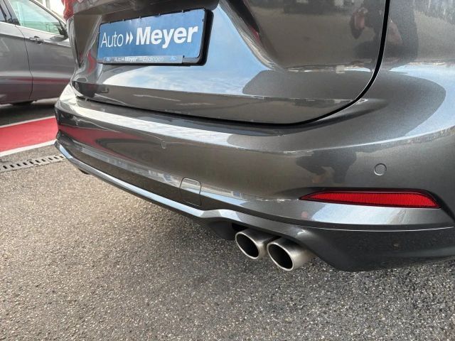 Ford Focus ST Line Wagon