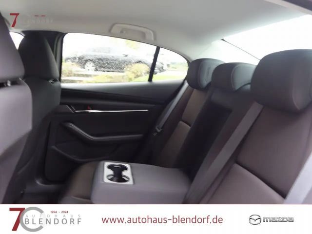 Mazda 3 Exclusive-line