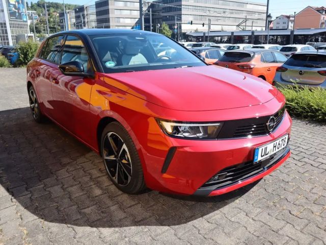 Opel Astra 1.2 Turbo Elegance