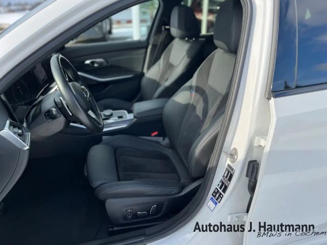 BMW 320 320d M-Sport Touring xDrive