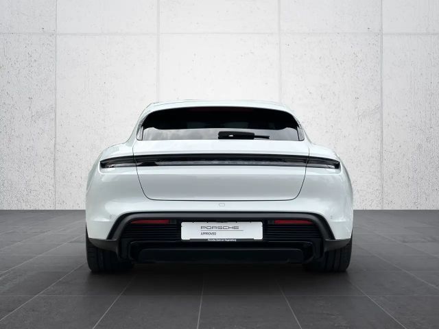 Porsche Taycan GTS Sport Turismo