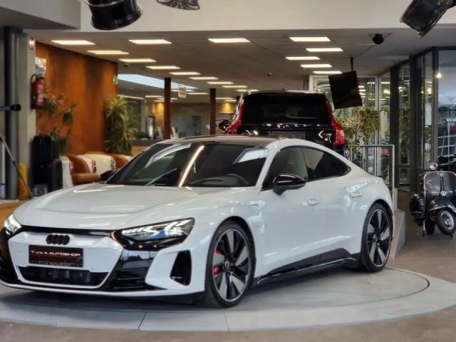 Audi e-tron GT e-tron GT Aut. *Glasdach*Virtual-Cockpit*Head-up*3