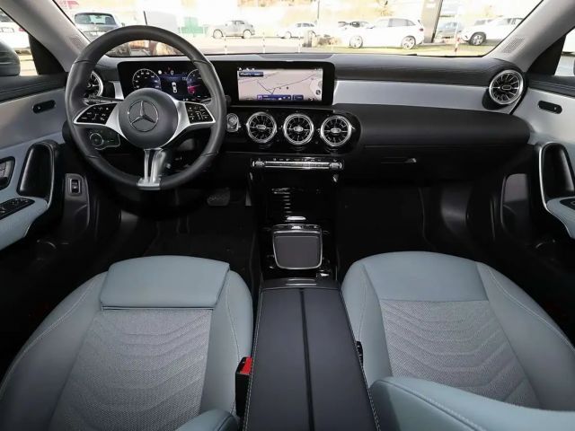 Mercedes-Benz CLA 180 Coupé