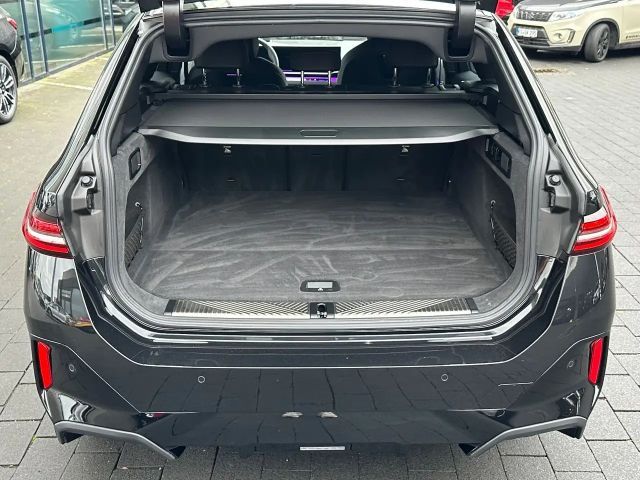 BMW 520 520d M-Sport Touring xDrive